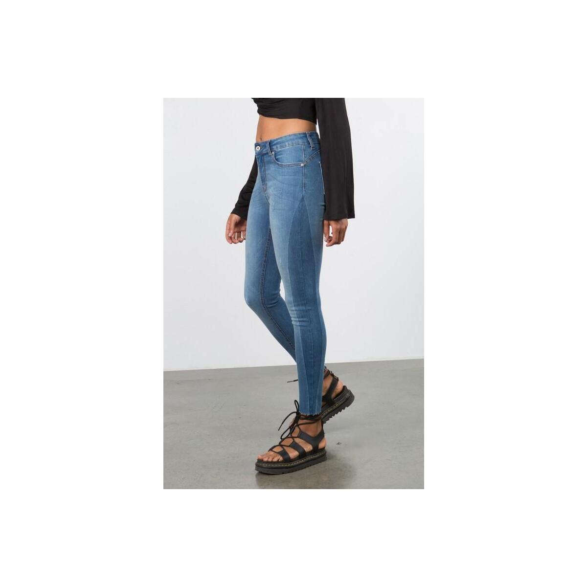 Stretchy Figure Sculpting Jeans Deals - RebateKey