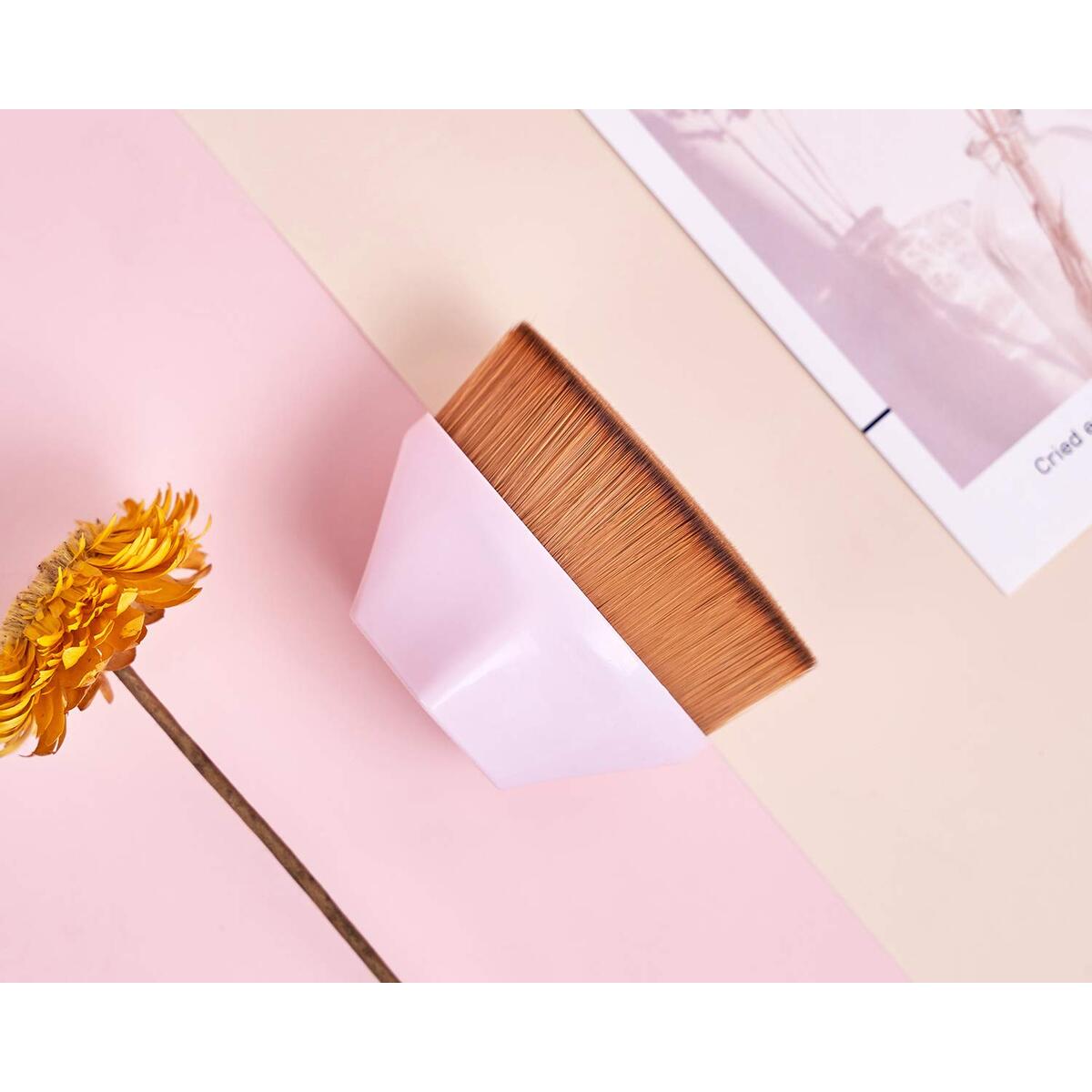 Foundation Brush 1 Deals - RebateKey