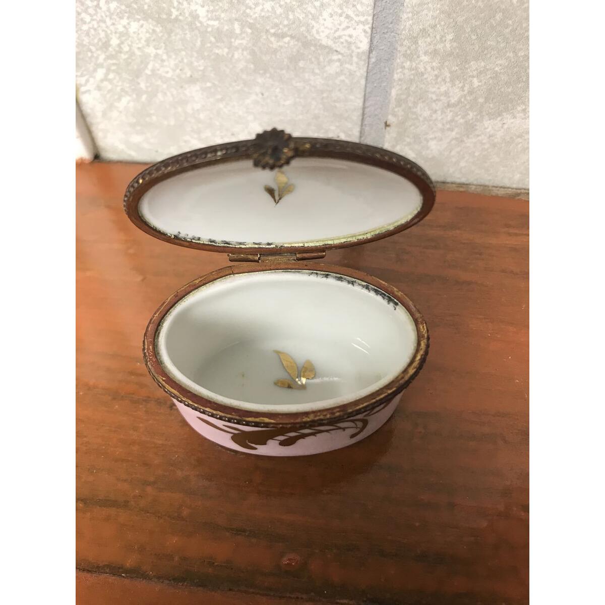 Antique Limoges Oval Rose Deals - RebateKey