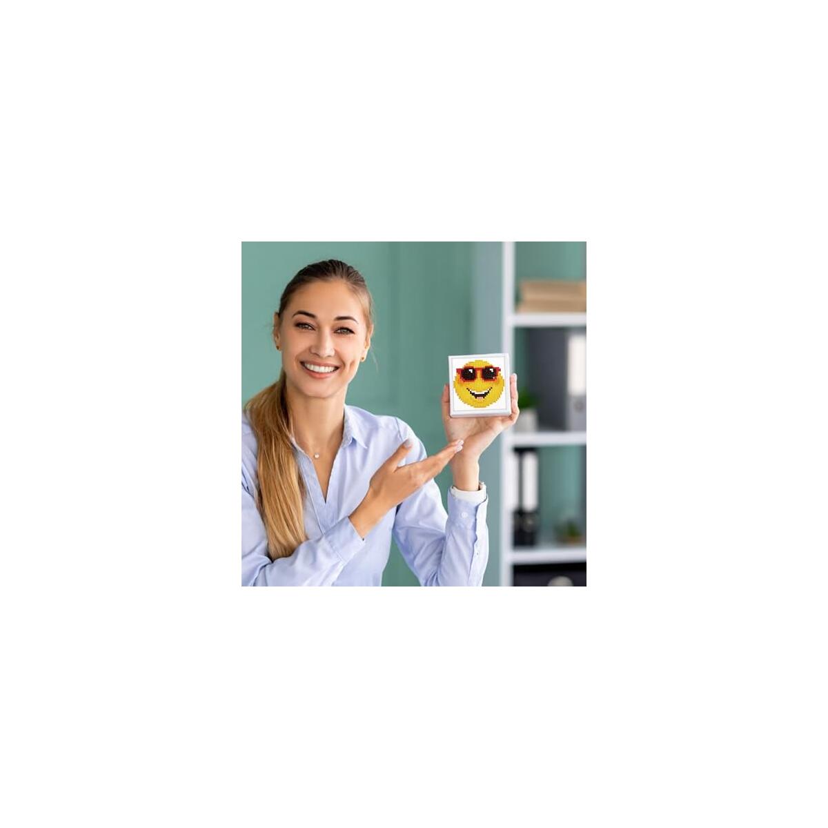 Diamond Dotz Smiling Face Deal - RebateKey