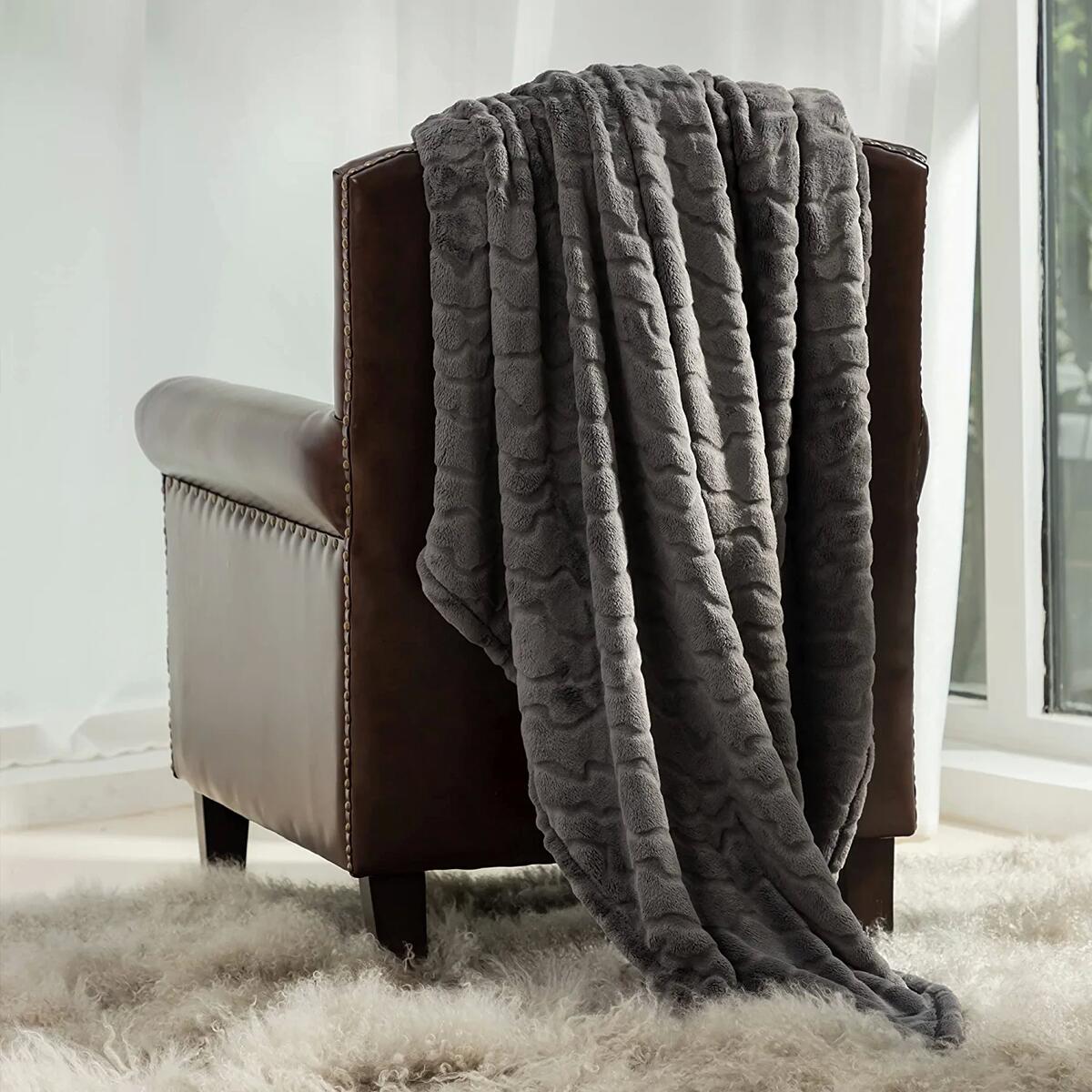 Cozy Bliss Luxury Milky Deals - RebateKey