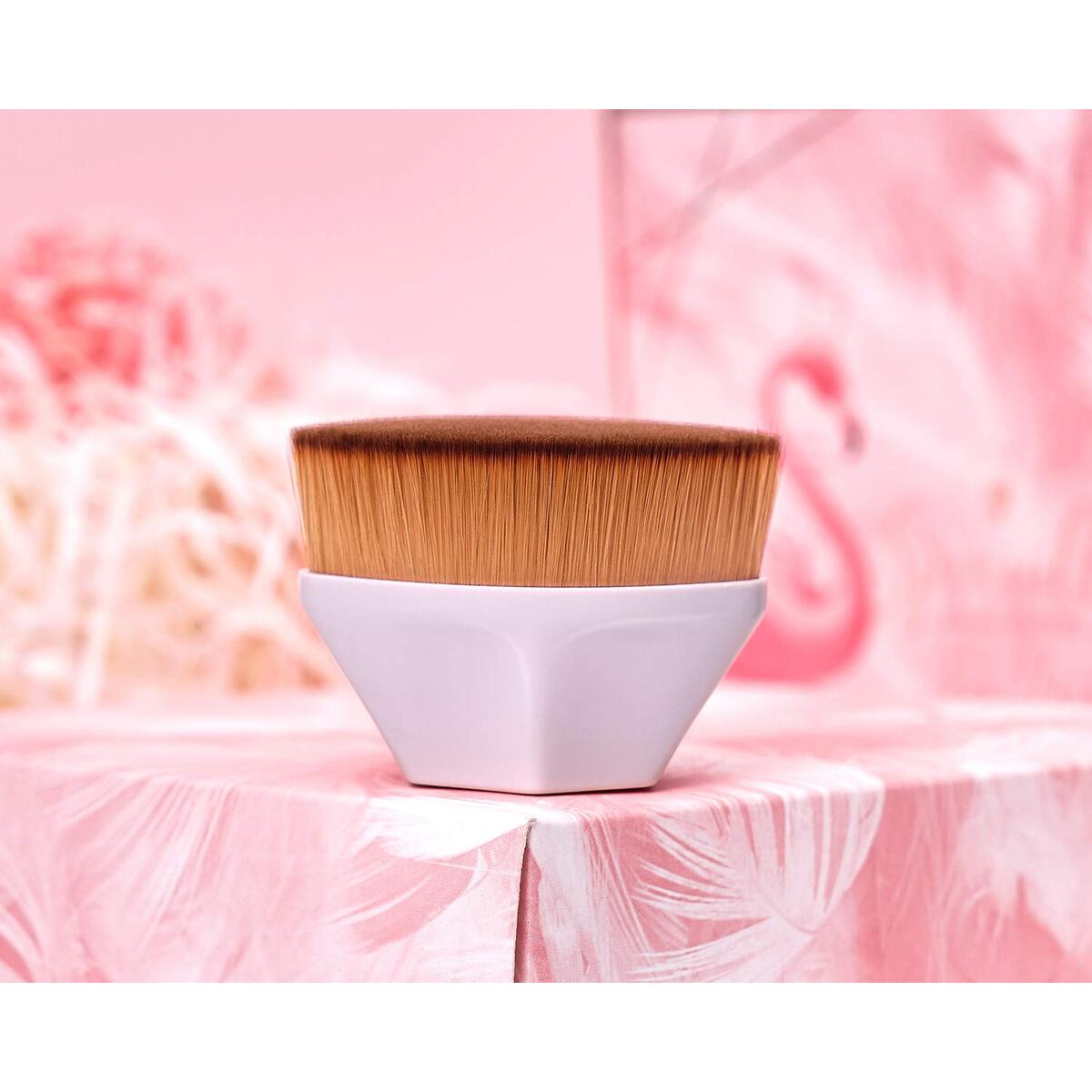 Foundation Brush 1 Deals - RebateKey