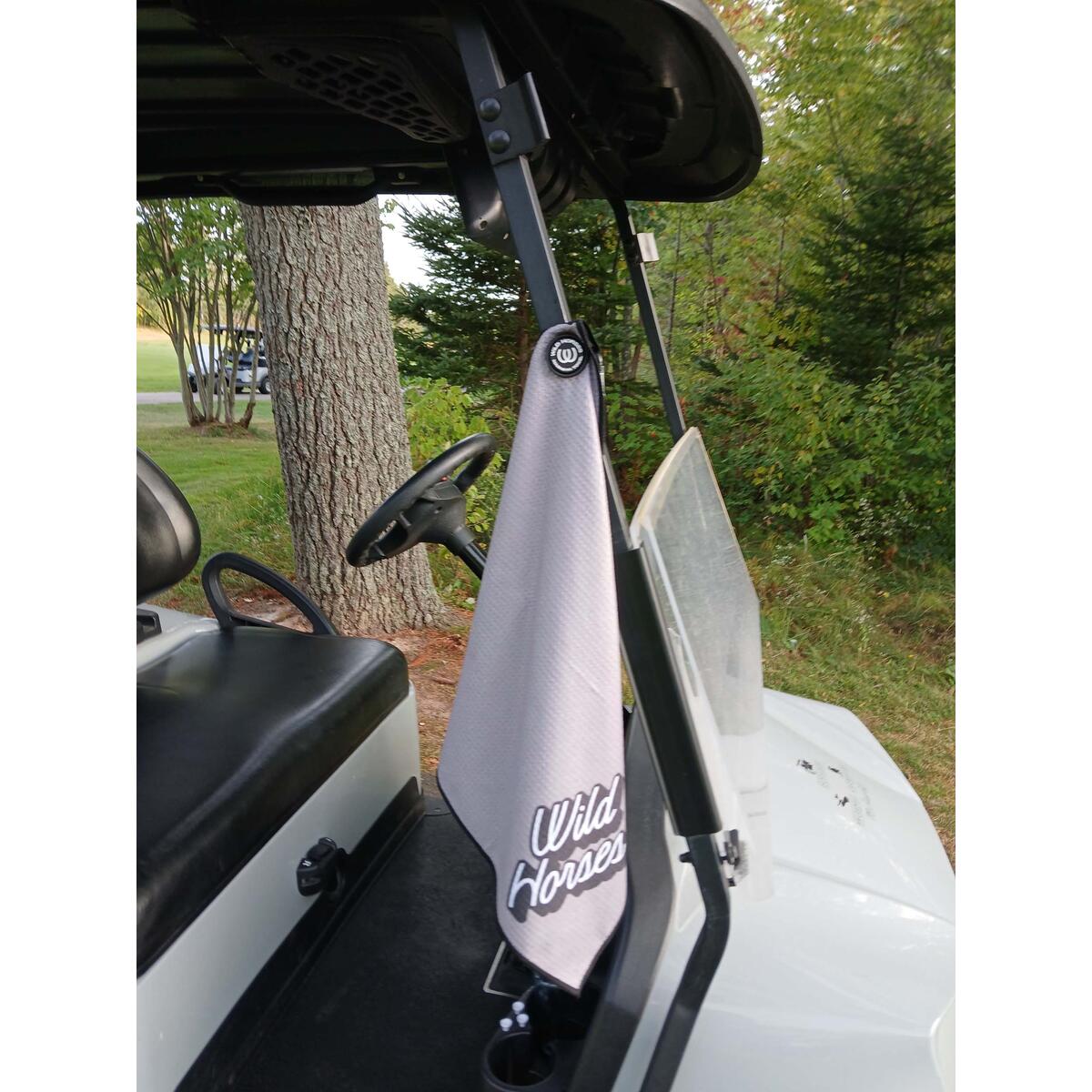 Wild Horses Magnetic 1 Cash Back - RebateKey