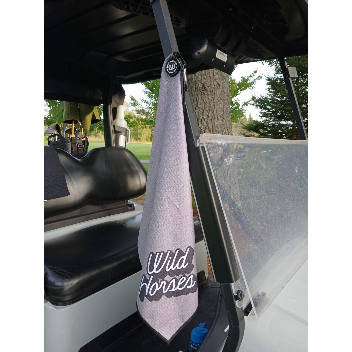 Wild Horses Magnetic 1 Cash Back - RebateKey