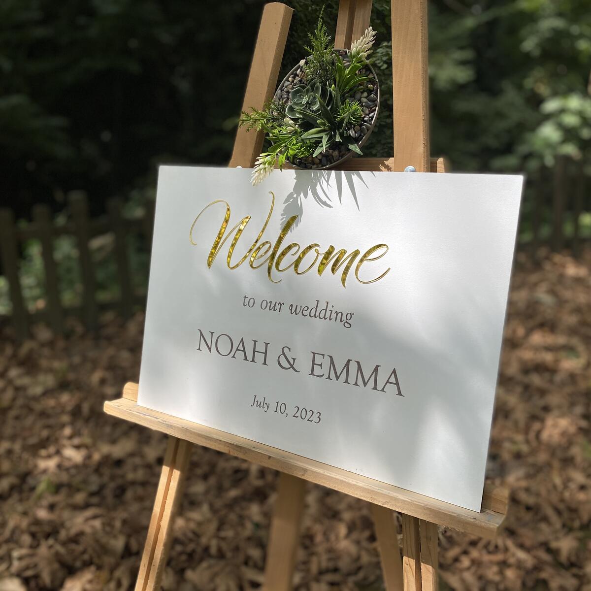 Rustic Wedding Welcome Sign Rebate - RebateKey